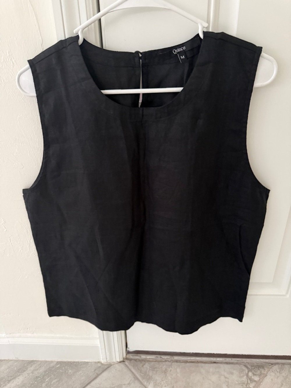 Quince Black 100% Linen Sleeveless Tank!